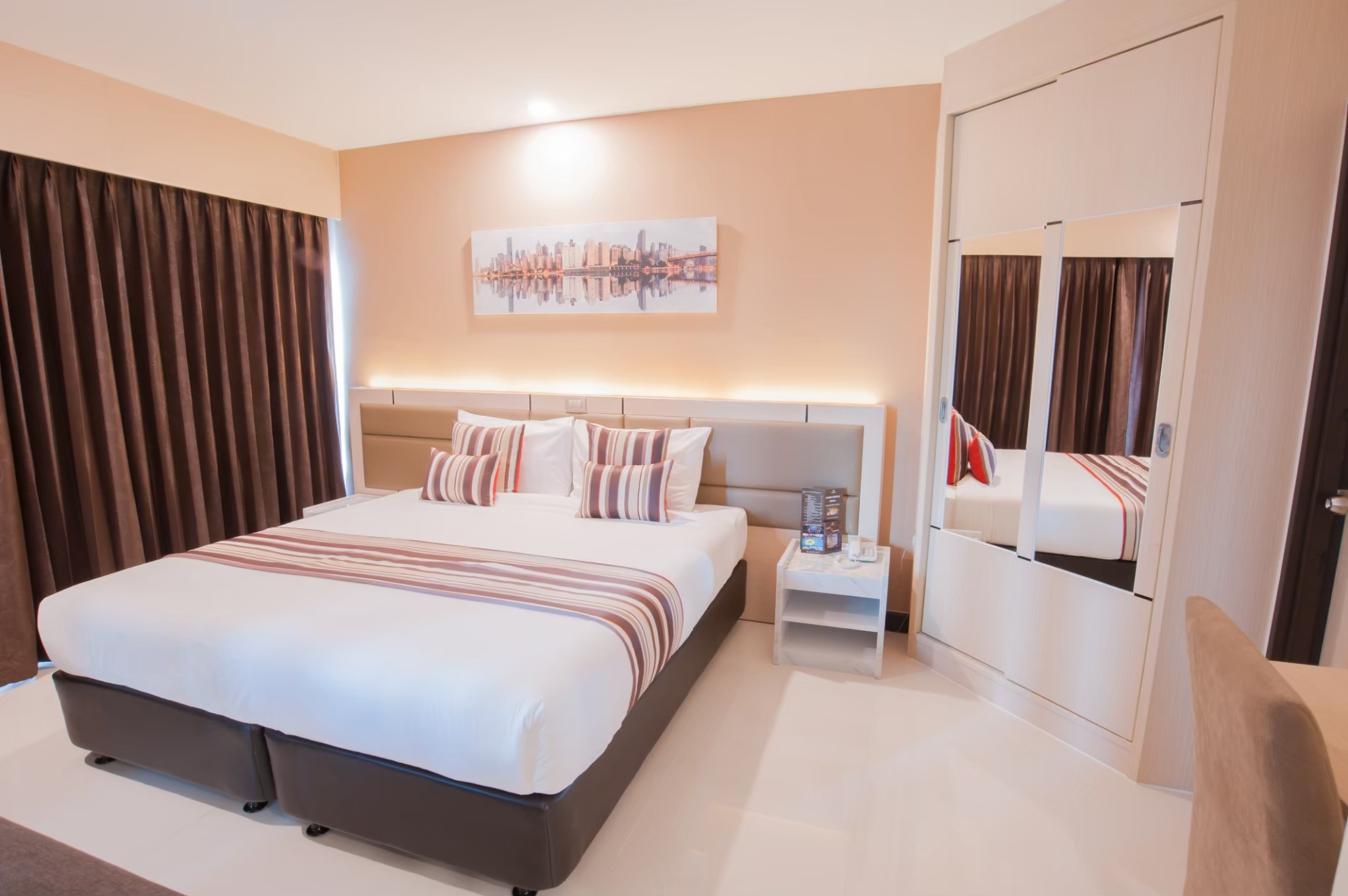 Tara Grand Hotel in Ban Talat Rangsit, Thailand